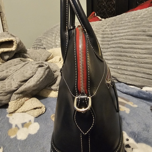 Dooney and bourke toscana domed satchel - Picture 8 of 10